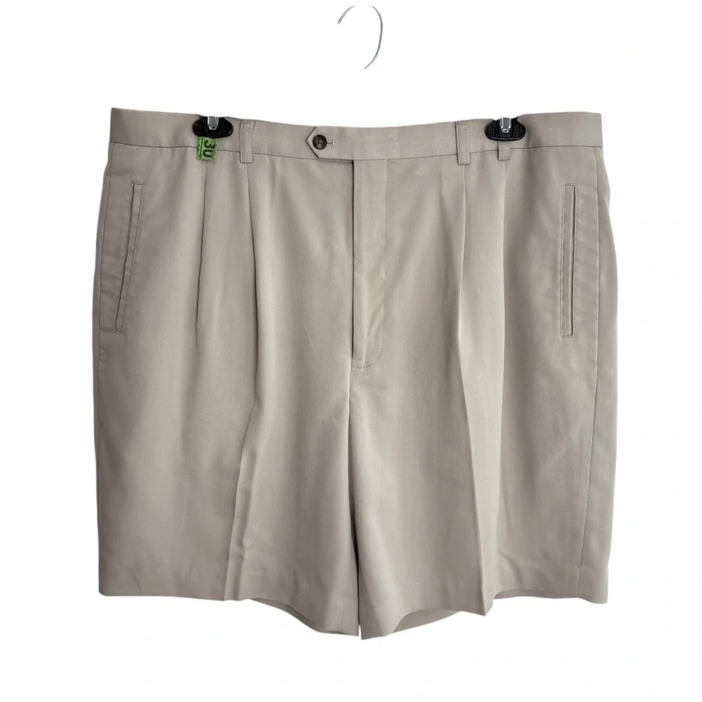 Cutter & Buck Shorts Mens Size 42 Khaki Pleated Dress 9